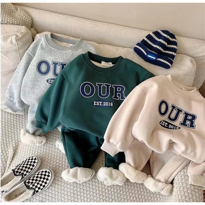 Kids' Fleece Sweatshirt & Sweatpants Set — product image