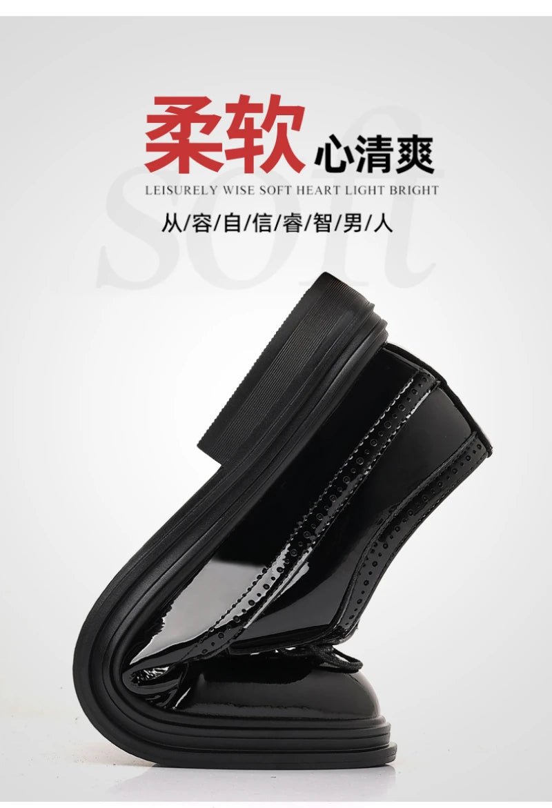 Glossy Patent Leather Brogue Perforated Carved Formal Dress Shoes Lace Up Fashion Young Men Groom Wedding Party Leather Shoes