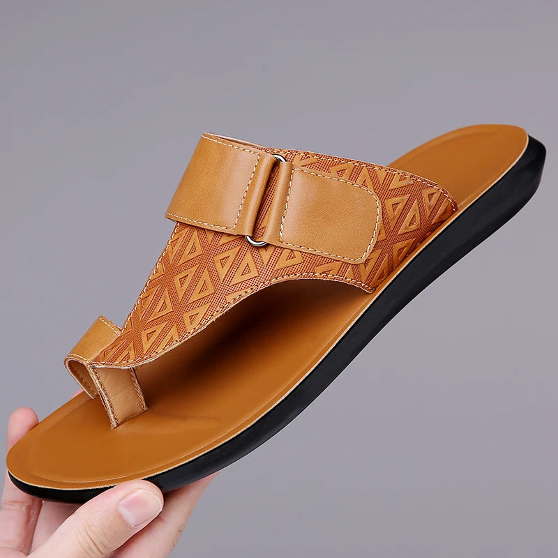 Men's Summer Sandals Breathable Fashion Simple Toe-Thru Soft Flat Bottom Beach Shoes Comfortable Classic Slippers-2502