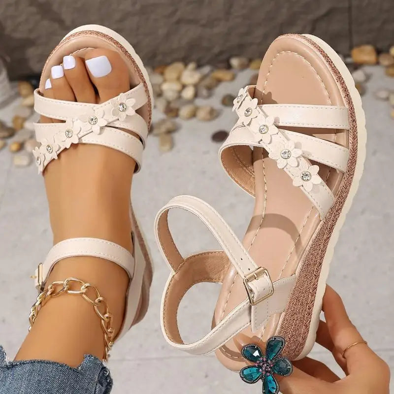 Flower Decoration Women's Wedge Sandals Summer 2025 Lightweight Ankle Strap Platform Sandals Women Comfort Non Slip Beach Shoes