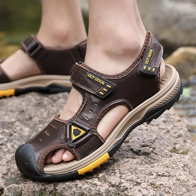 Hot Sale Summer Beach Men's Sandals Handmade Genuine Leather Sandals Outdoor Non-slip Wading Shoes Comfortable Men Casual Shoes