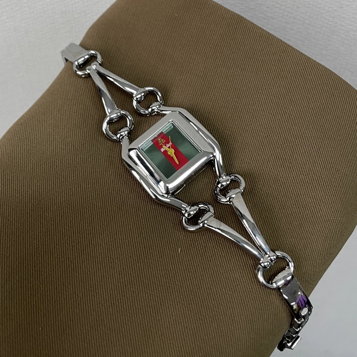 CILOA Fashionable, exquisite, niche, high-end stylish women's waterproof daily watch