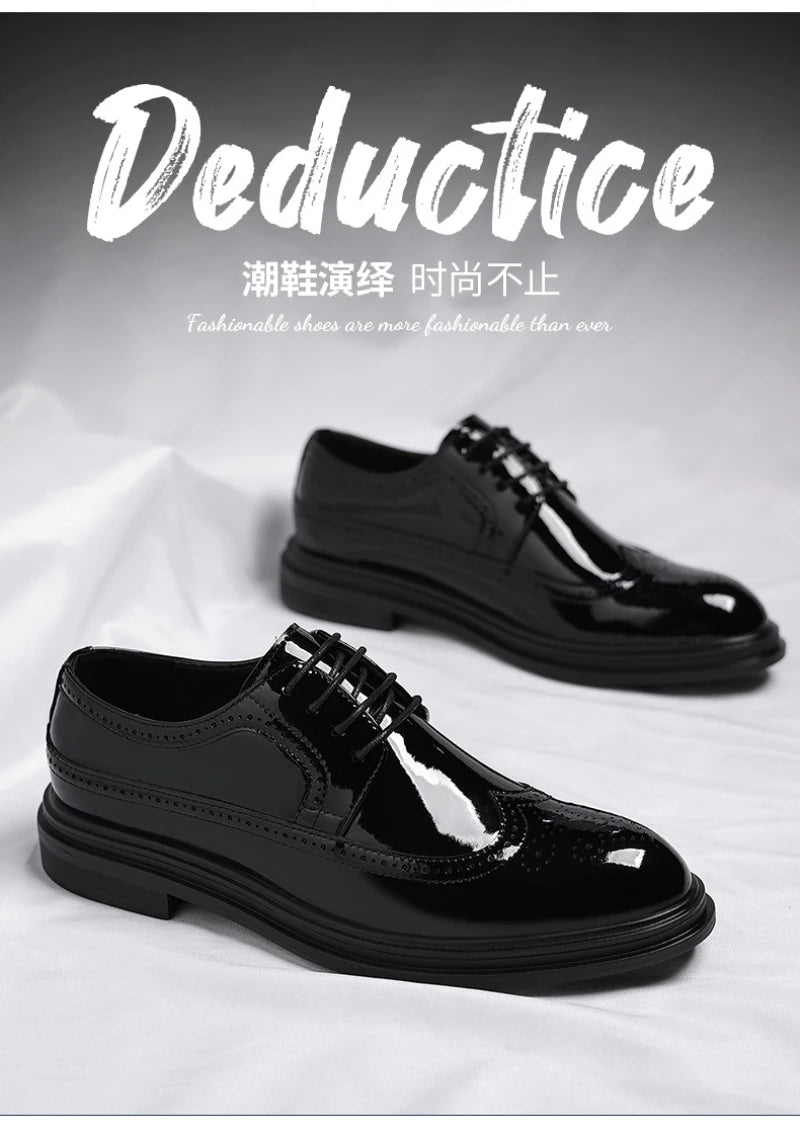 Glossy Patent Leather Brogue Perforated Carved Formal Dress Shoes Lace Up Fashion Young Men Groom Wedding Party Leather Shoes