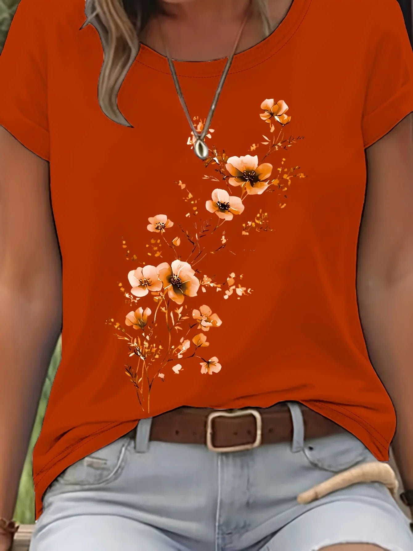 Purple Floral Branch Women's Tee - Delicate Watercolor Flower Graphic, Casual Light Purple Top