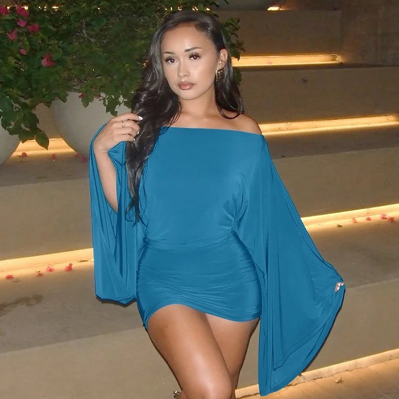 Hugcitar Solid Long Cloak Sleeve Sexy Loose Sexy Ruched Sexy Bodycon Mini Dress Fall Winter Women Fashion Outfit Party Festival