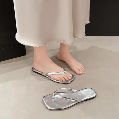 new Spring/summer/women pu slippers beach sandals outdoor wild fashion ladies square head flip flops