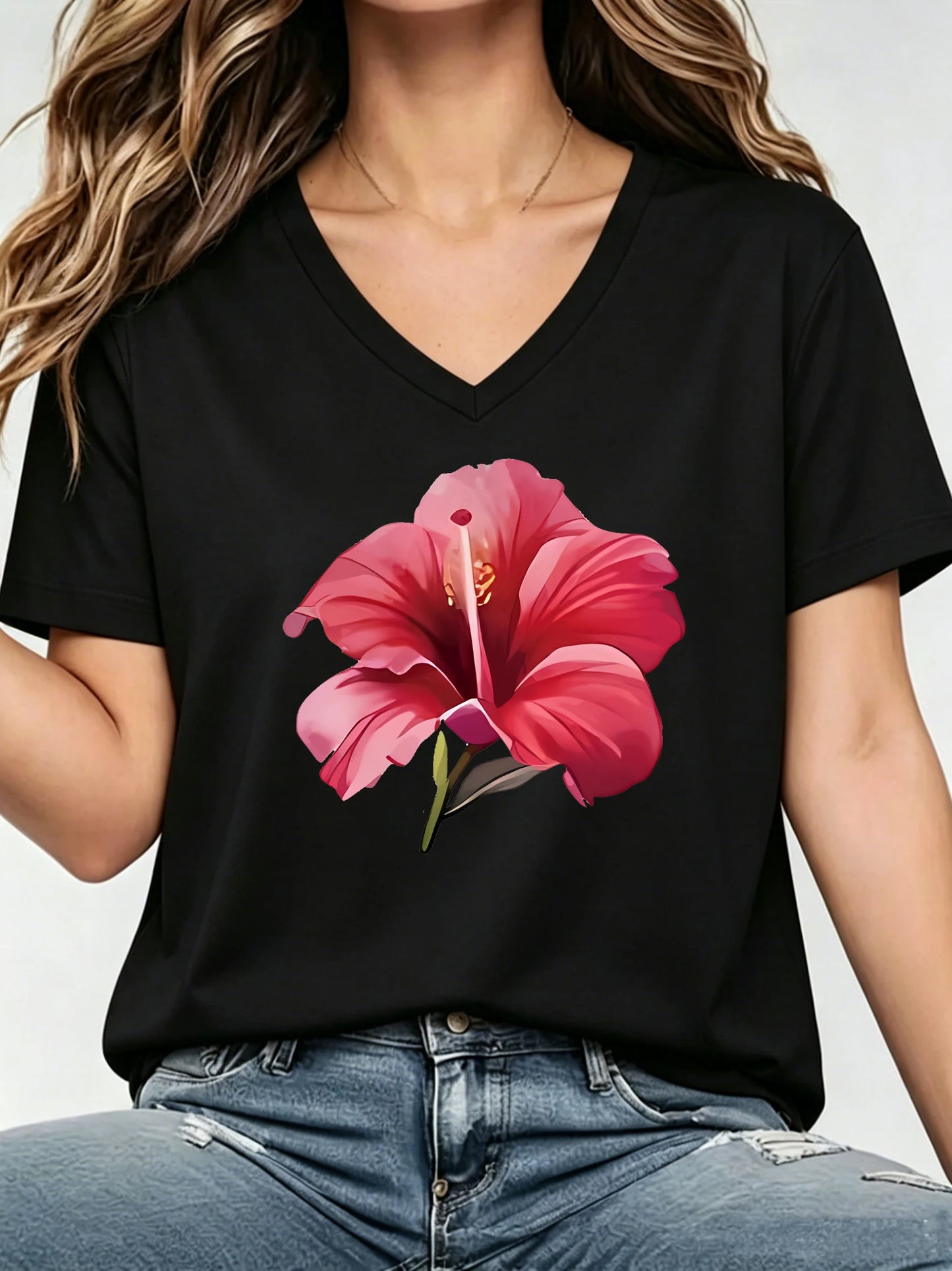 Trendy Fashion Floral V-neck Loose Graphic  T-Shirt Short Sleeve V Neck Casual Top for Summer Spring Women'S Clothing
