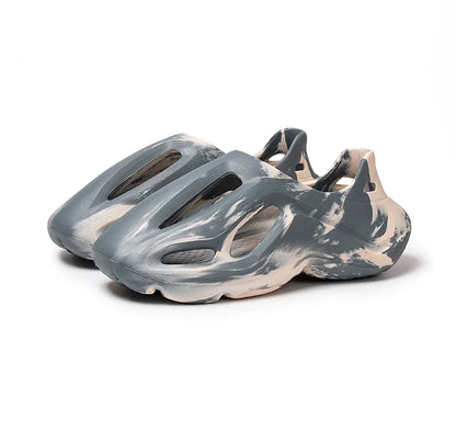 Irregular colors Unisex Beach Sandals EVA Hollow Garden Shoes Tie-dyed Designer Hole Slippers Sneakers  Slip On Foam Runner