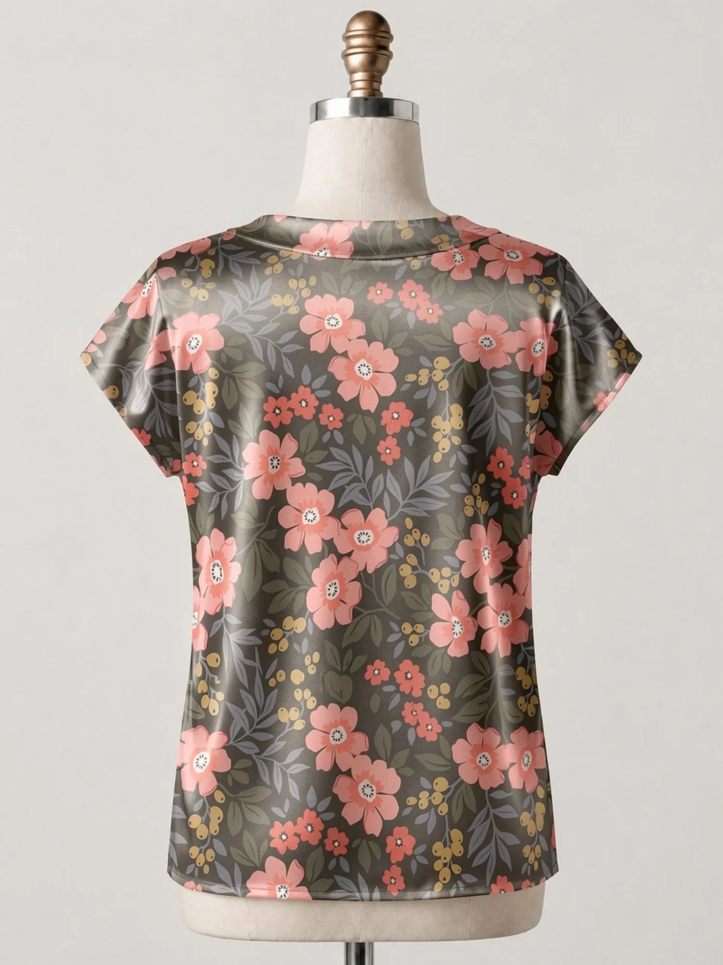 Women's Satin V-neck Tropical Floral Print Short-Sleeve Summer Shirt Casual Street Fashion T-Shirt New Beachwear