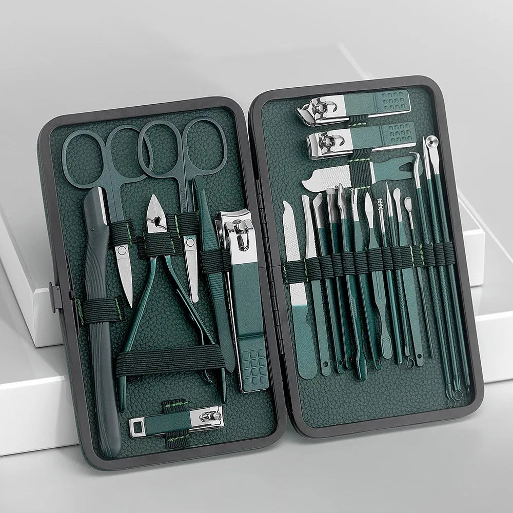 Nail clipper set, home nail clippers, dark green 7-24piece set, pedicure, exfoliation and nail care tools