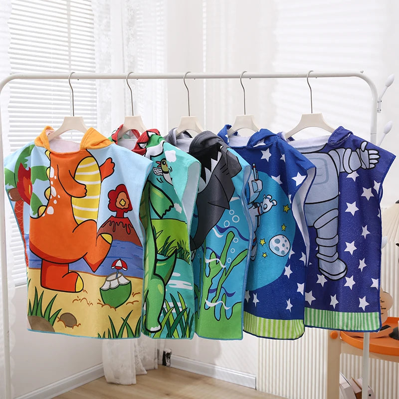 1 Pack of Cartoon Hooded Poncho Bath Towels for Children Aged 2-7, Made of Polyester Fiber with Strong Water Absorption, Cartoon-Themed Bath Towel, Suitable for Beach Trips, Bathroom Supplies