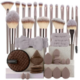 Foundation & Eyeshadow Brush Set — view 20