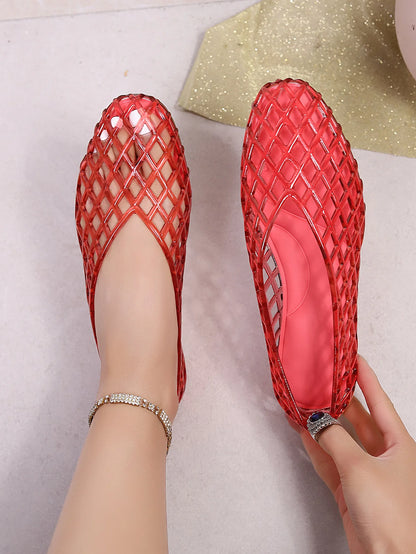 2026 women's new transparent retro jelly casual women's shoes round toe shallow mouth PVC sandals