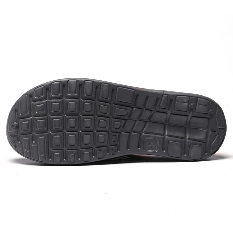 Men's Summer Sandals Clogs Casual Round Toe Slip on Outdoor Geometric Pattern Anti-slip Beach Hole Shoes Plus 46 47 Men Slippers